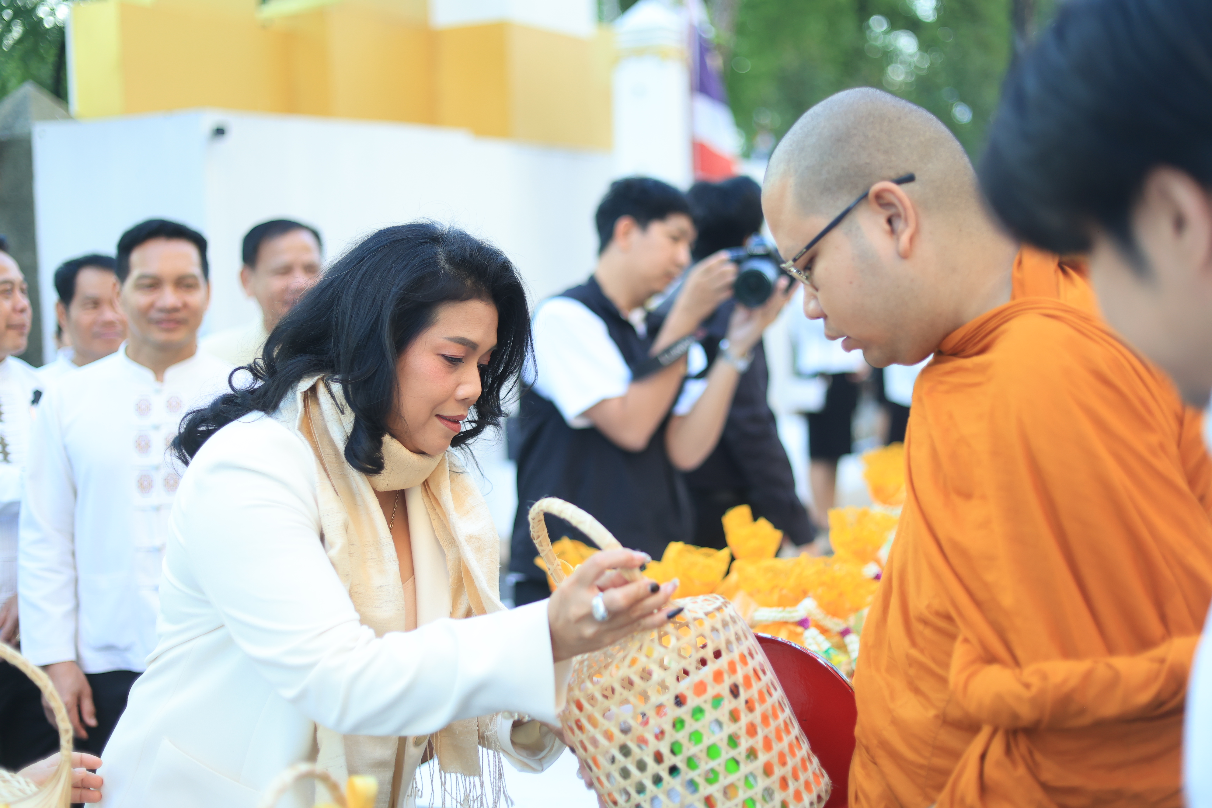 title - ส.ป.ก. ร่วมพิธีทำบุญตักบาตรของกระทรวงเกษตรและสหกรณ์ พร้อมสวัสดีปีใหม่ผู้บริหารกระทรวงเกษตรและสหกรณ์เนื่องในเทศกาลปีใหม่ พุทธศักราช 2569